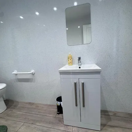 Hodgson Close, Town Centre, Free Parking * Wigton
