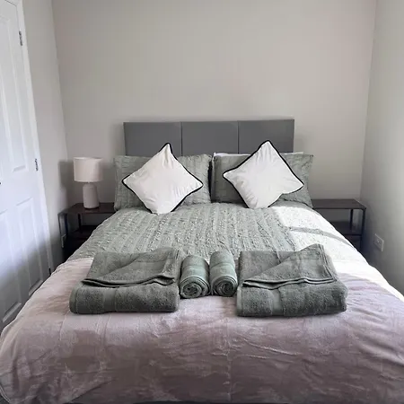 Hodgson Close, Town Centre, Free Parking * Wigton