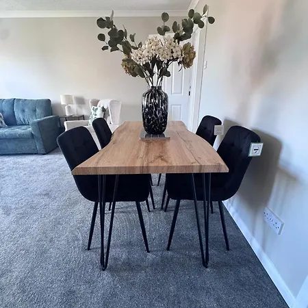 Hodgson Close, Town Centre, Free Parking Apartment Wigton